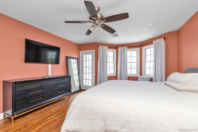 Welcome to this beautiful beachside Colonial located in the - photo 21