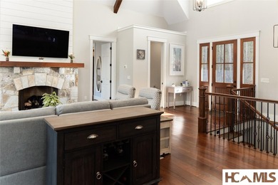 Picture perfect best describes this beautifully appointed, fully - photo 23