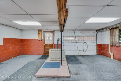 Enjoy comfortable living in this 3-bedroom, 1-bath bi-level home - photo 44
