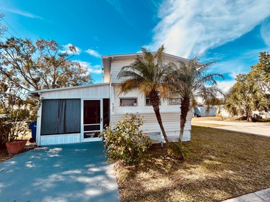 East Lake Tohopekaliga Home For Sale in St Cloud Florida