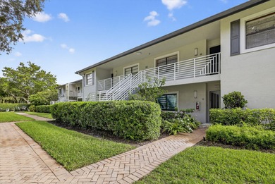 (private lake, pond, creek) Condo For Sale in Boynton Beach Florida