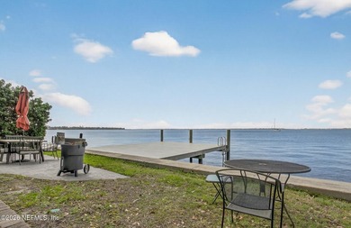 Excellent opportunity to own a quadraplex in one of - photo 3