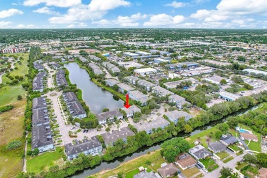 FHA AND VA Approved Lakefront townhouse with peaceful water - photo 8