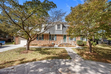 Trent River Home For Sale in Trent Woods North Carolina