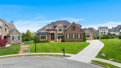 MULTI-GENERATIONAL LIVING AT ITS FINEST! Looking for custom home - photo 2