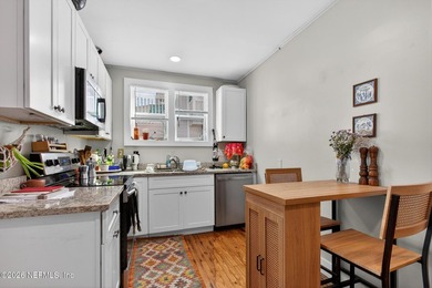 Rare opportunity to own a triplex in the heart of Neptune Beach - photo 9