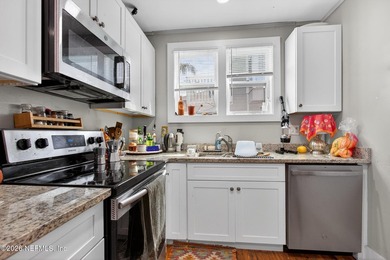 Rare opportunity to own a triplex in the heart of Neptune Beach - photo 10