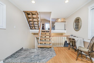 Beautiful extra-large single-family semi that offers the space - photo 15