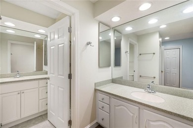 Welcome home to Shadow Farm, one of the area's most desirable - photo 17