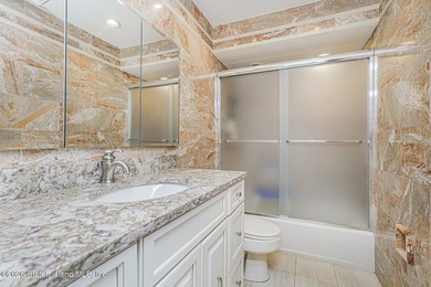 Beautiful extra-large single-family semi that offers the space - photo 19