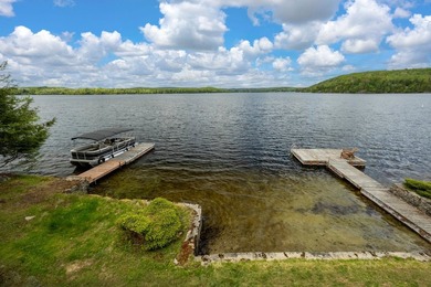 Charming cottage-style property offering an exceptional 260 feet - photo 22