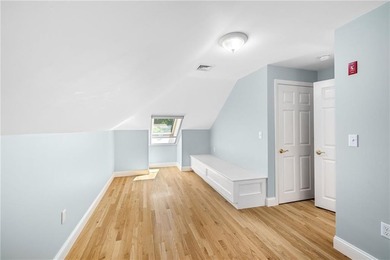 Welcome home to Shadow Farm, one of the area's most desirable - photo 25