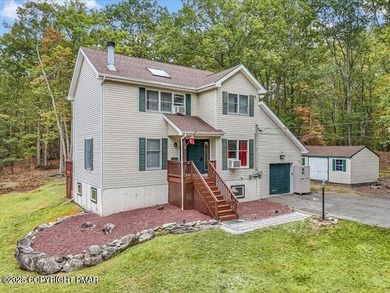 (private lake, pond, coastal) Home For Sale in East Stroudsburg Pennsylvania