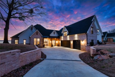 Luxury waterfront home in gated community close to Cedar Creek - Lake Home For Sale in Mabank, Texas