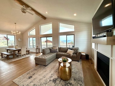 NIGHTLY RENTAL IN BEAUTIFUL BEAR LAKE! Fully stocked *Turn Key* - photo 8