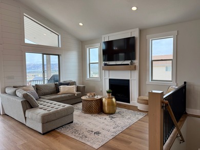 NIGHTLY RENTAL IN BEAUTIFUL BEAR LAKE! Fully stocked *Turn Key* - photo 10