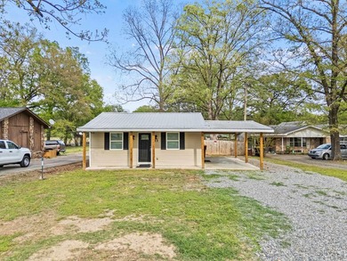 Completely rebuilt and beautifully updated, this Lake Conway - photo 24