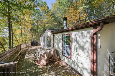 Lake Wallenpaupack Home For Sale in Greentown Pennsylvania