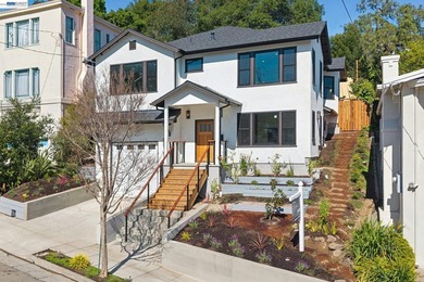 Open house Sunday 1:30pm-4:00pm. Spectacular Craftsman in - photo 3