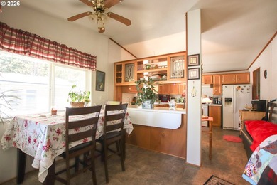 Nestled along the scenic Oregon Coast, this charming 2-bedroom - photo 6