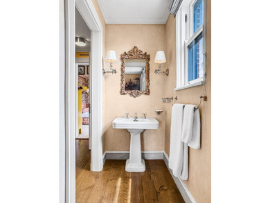 One of Chicago's finest cooperative residences, this - photo 49
