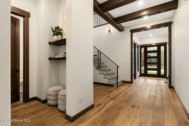 Welcome to 11 Alpenrose Ln, nestled among the green fairways of - photo 12