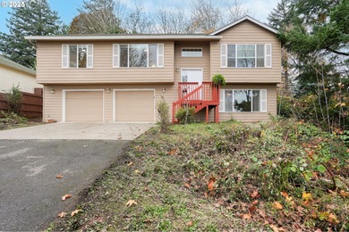 Willamette River - Clackamas County Home For Sale in Salem Oregon