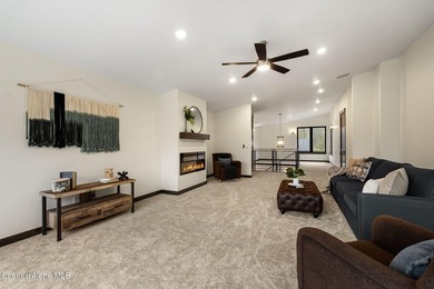 Welcome to 11 Alpenrose Ln, nestled among the green fairways of - photo 22