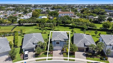 Discover this stunning 3BR/2.5BA pool home in the sought-after - photo 37