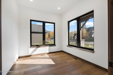 Welcome to 11 Alpenrose Ln, nestled among the green fairways of - photo 46
