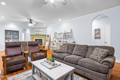 Welcome to an exceptional offering in the highly sought-after - photo 9