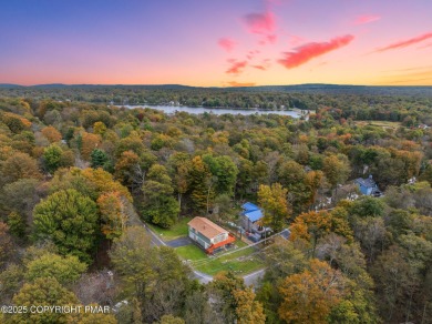 Dresser Lake Home For Sale in Tobyhanna Pennsylvania