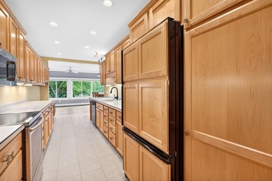 Beautiful luxury condominium home in East Madison's sought after - photo 11