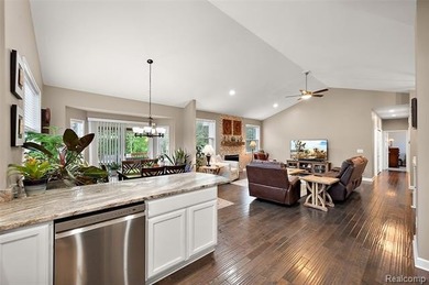 Exceptionally updated and impeccably cared for - welcome to 52 - photo 23