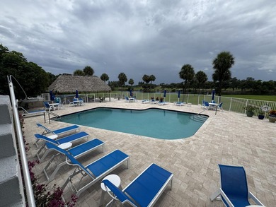 Welcome to this well-appointed 2/2 unit located in the Gemini in - photo 7