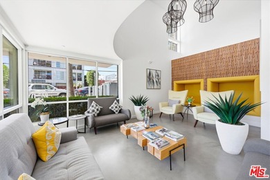 Penthouse Living Elevated. Discover a rare 1,930 sq. ft - photo 33