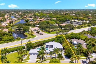 Rarely Available in Grand Oaks - the Premier Estate Enclave of - photo 2