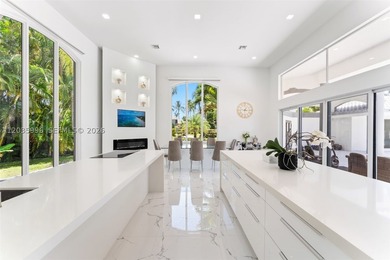 Rarely Available in Grand Oaks - the Premier Estate Enclave of - photo 8