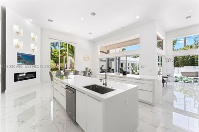 Rarely Available in Grand Oaks - the Premier Estate Enclave of - photo 9