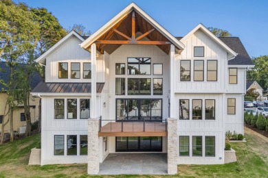 Lake Home For Sale in Lake Geneva, Wisconsin