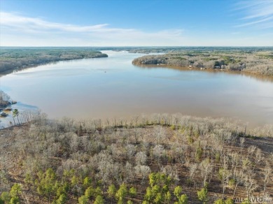Lake Acreage For Sale in Boydton, Virginia