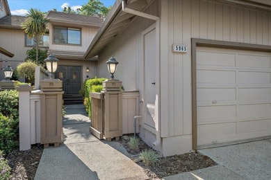 This beautiful townhome in The Villas of Almaden, is in one of - photo 2