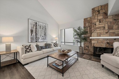 This beautiful townhome in The Villas of Almaden, is in one of - photo 8