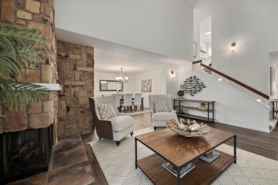This beautiful townhome in The Villas of Almaden, is in one of - photo 9