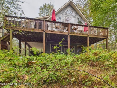 Arrowhead Lake Home For Sale in Pocono Lake Pennsylvania