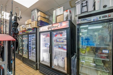 Rare waterfront commercial opportunity with multiple income - photo 16