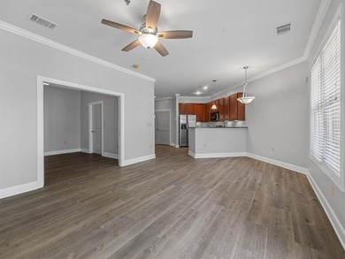 Enjoy the ease of downtown living in this charming 1-bedroom - photo 8