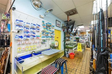 Rare waterfront commercial opportunity with multiple income - photo 19