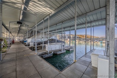 Top floor 2-bedroom loft unit spanning over 1400sqft and even