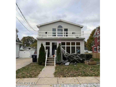 Shadow Lake - Monmouth County Home For Sale in Red Bank New Jersey